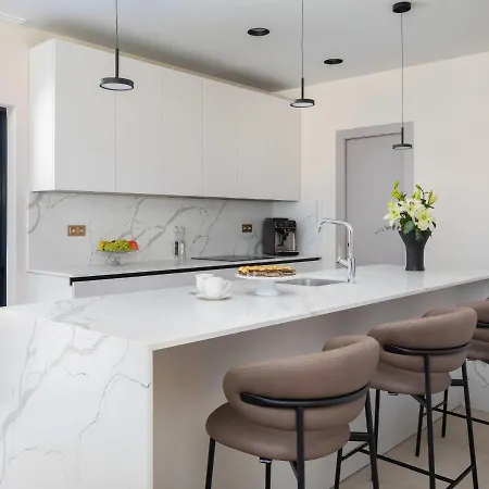 Dolac By Interhome Willa Marina
