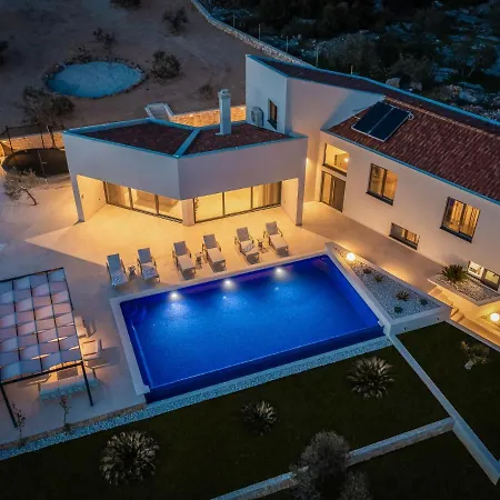 Villa Dolac By Interhome *